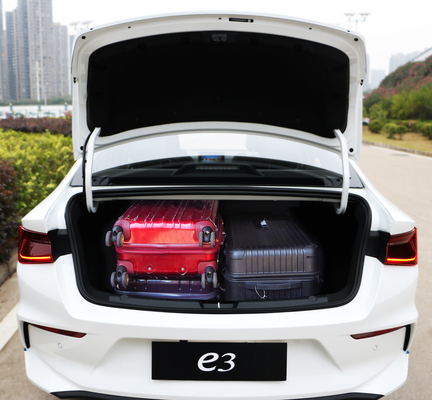 BYD e3 compact pure electric sedan has a range of 410 kilometers