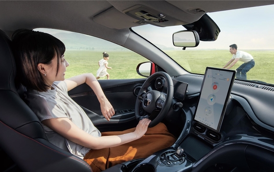 BYD e2 compact pure electric sedan has a range of 405 kilometers