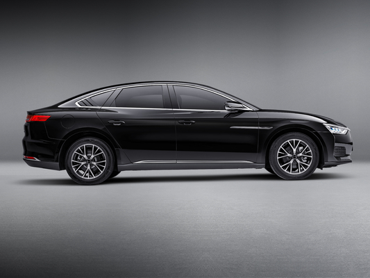 BYD e9 pure electric high-performance business vehicle with a range of 506 kilometers