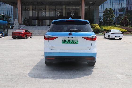 BYD's best-selling pure electric taxi, the new e6, has a range of 500KM