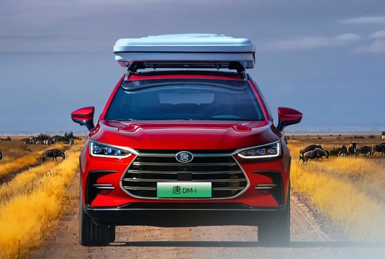 BYD's Large Super Hybrid City SUV, Tang Dmi, Comes for Disruption