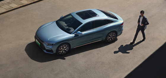 Performance benchmark hybrid 2023 BYD Han DMI200KM flagship electric sedan