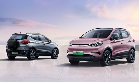 Made in China with Quality Assurance and Range of 310KM BYD Yuan Pro Pure Electric Sedan Small SUV